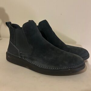 Clark’s Men's Black Chelsea Boots